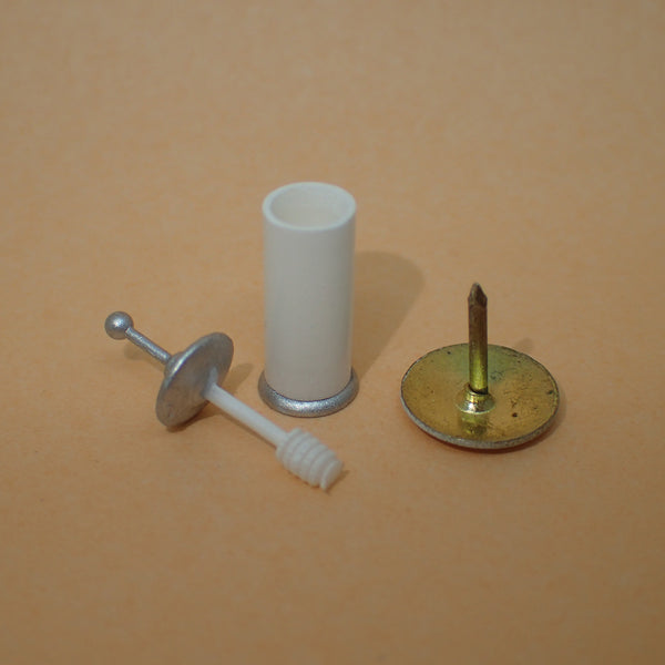 Traditional toilet brush, 1/24th scale