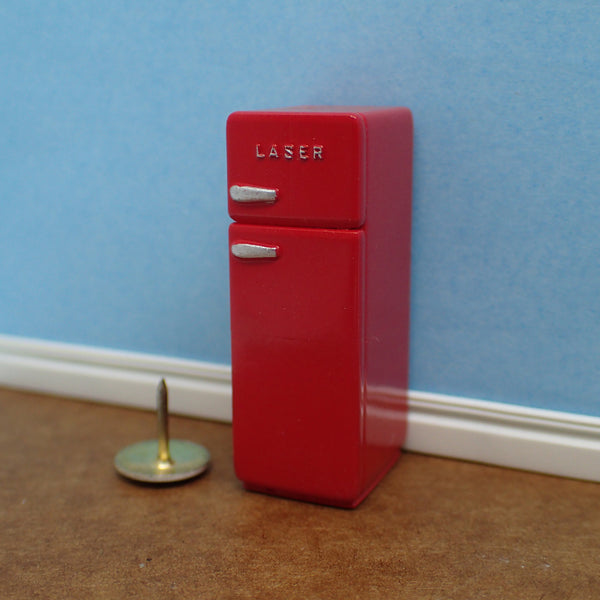 Retro style fridge, 1/48th scale
