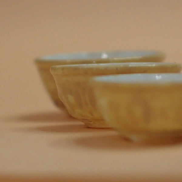 Kitchen mixing bowls set, 1/24th scale