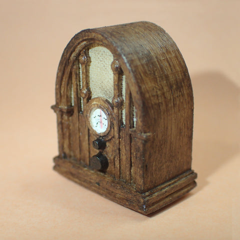Art Deco radio, 1/24th scale