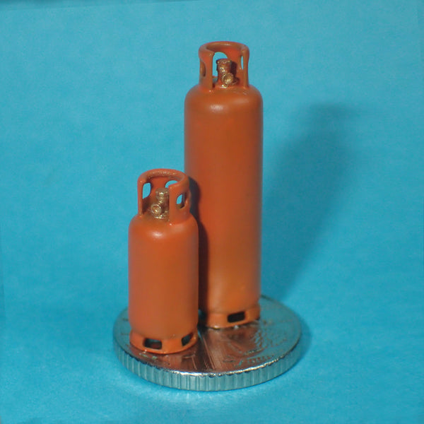 Propane tanks, 1/48 scale