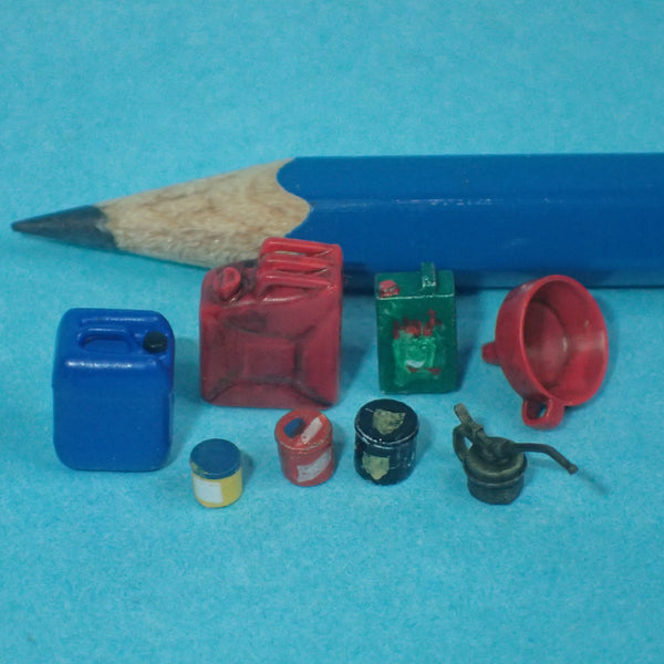 Garage cans and tins, 1/48 scale