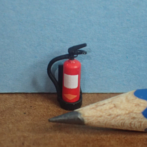 Fire extinguisher, 1/48 scale