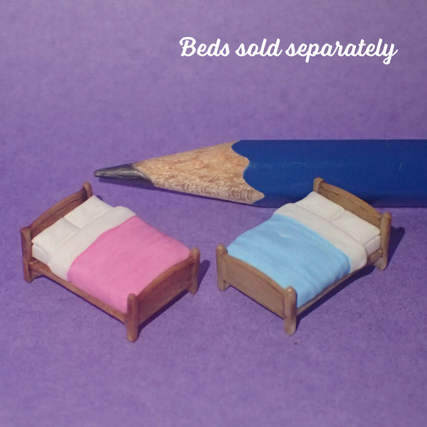 Double mattress and bedding, micro mini 1/144th scale