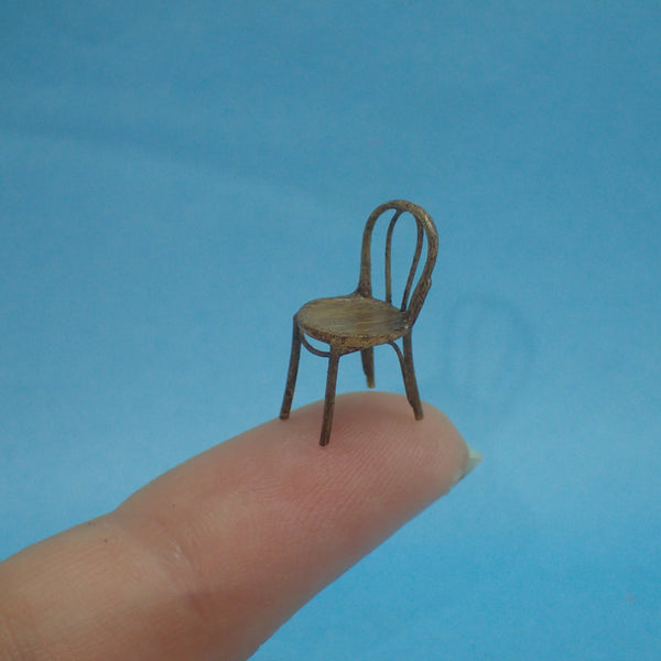 Bentwood style chair, 1/48th scale