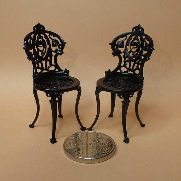 Ornate garden chairs, 1/24 scale