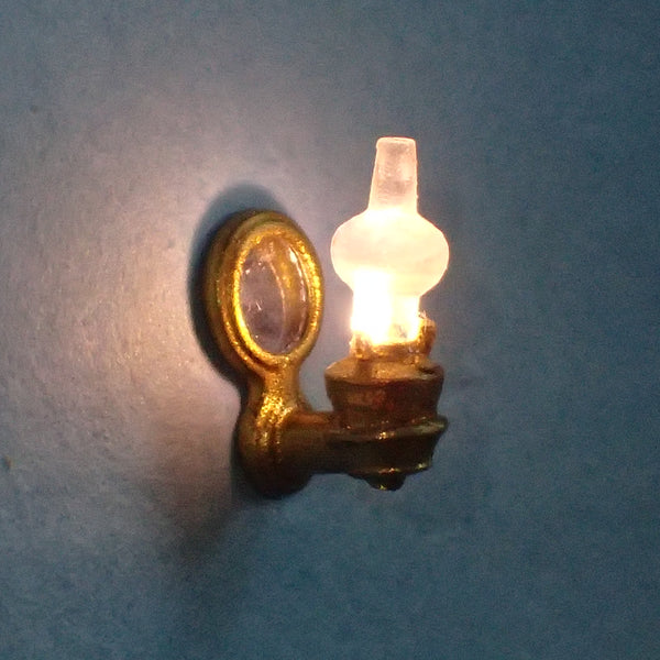 Small oil lamp, 1/48th scale