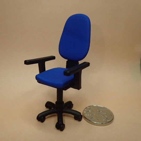 Modern office chair, 1/24th scale
