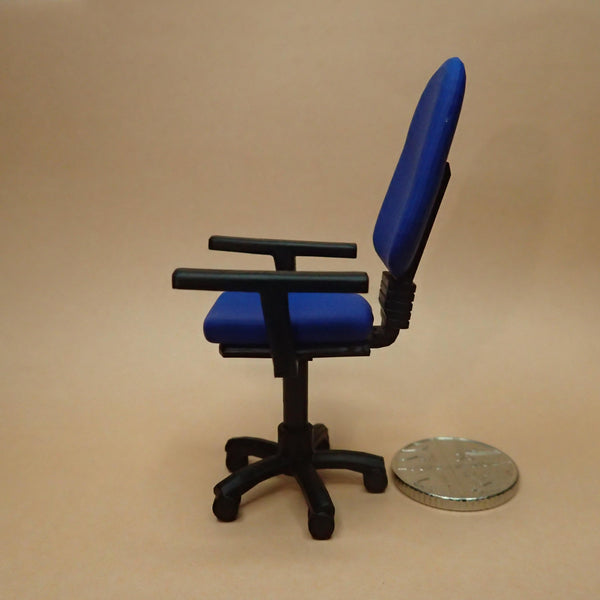 Modern office chair, 1/24th scale