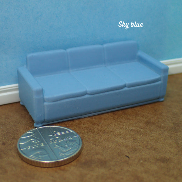 Contemporary 3 seat sofa, 1/48th scale