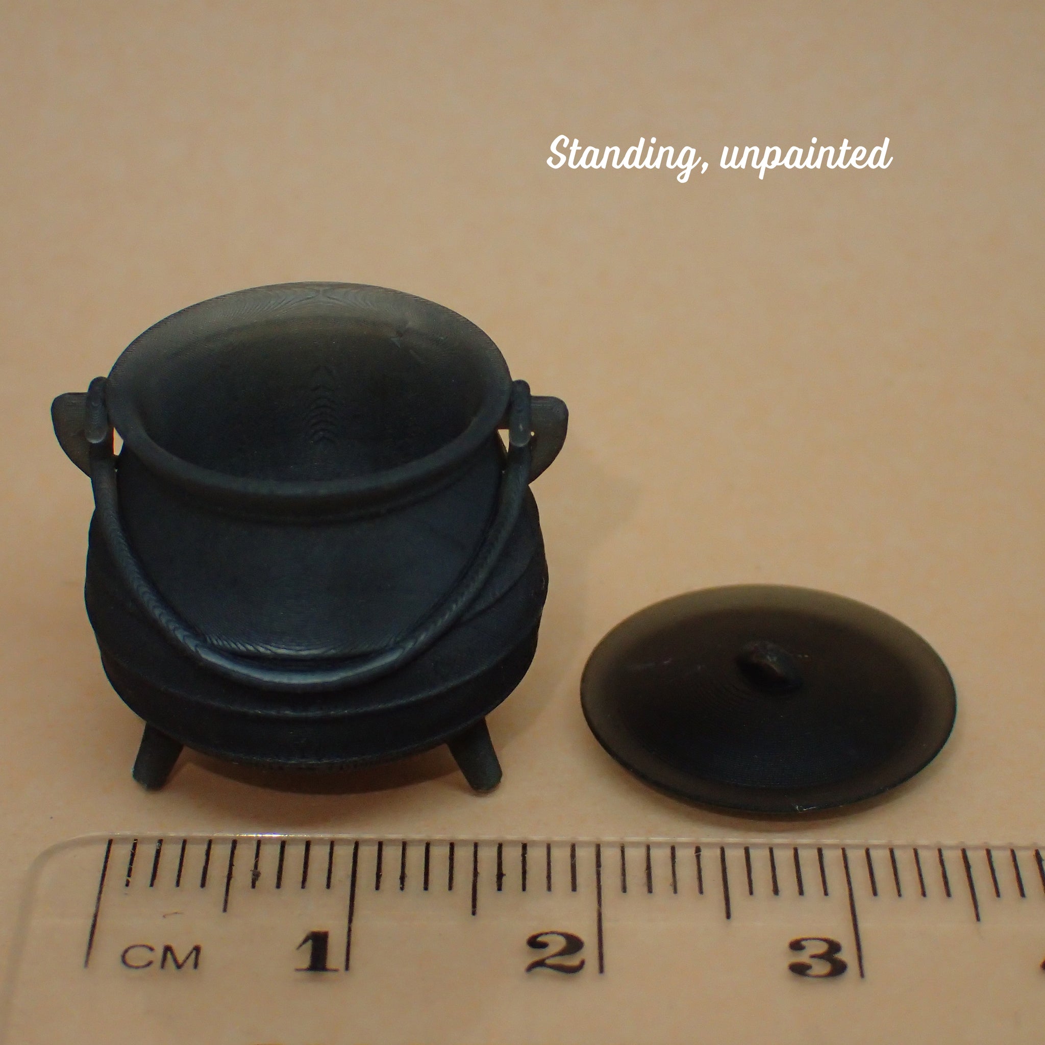 Cauldron with lid, 1/24th scale