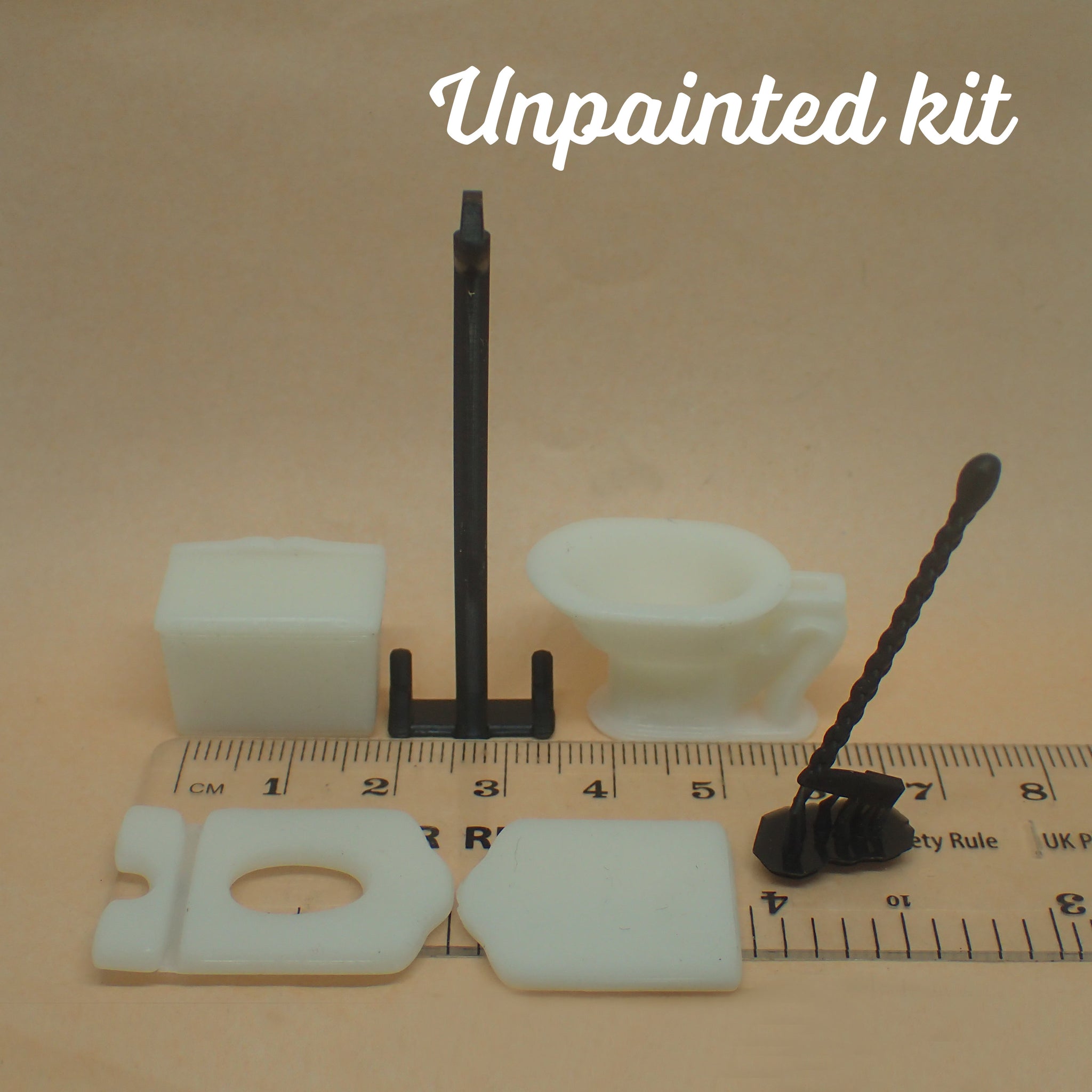 Traditional high cistern toilet KIT, 1/24th scale