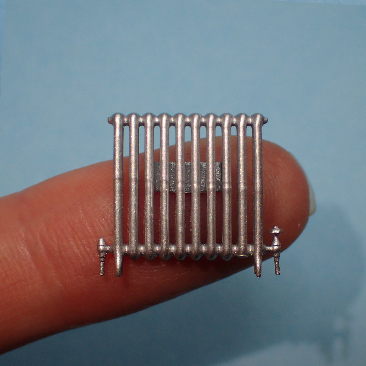 Miniature cast iron radiator for 1/48th scale dolls house – Laser ...