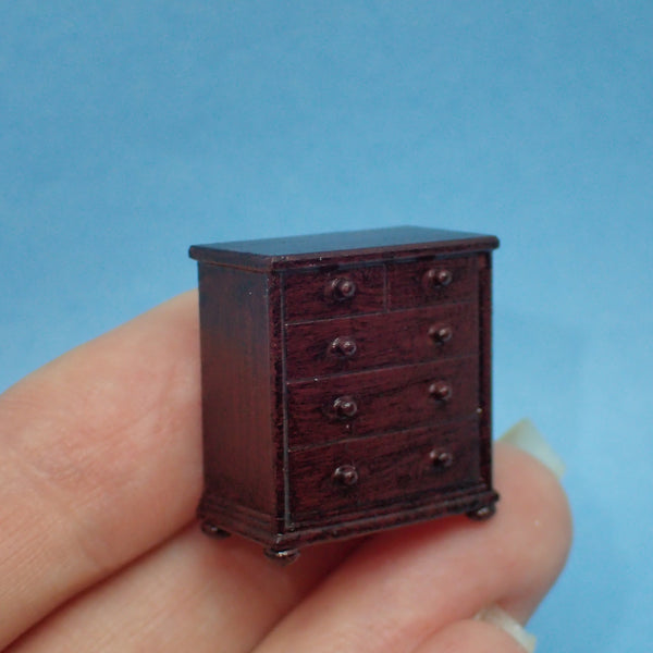 Simple 'wooden' chest of drawers, 1/48th scale